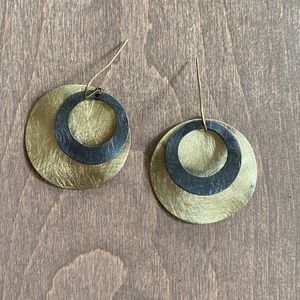 Brushed Gold And Silver / Dark Gray Earrings
